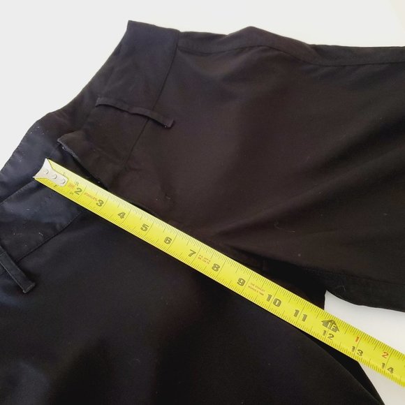 LULULEMON Black Bermuda Shorts - Picture 10 of 11